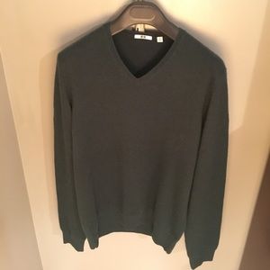100% Cashmere UNIQLO Sweater